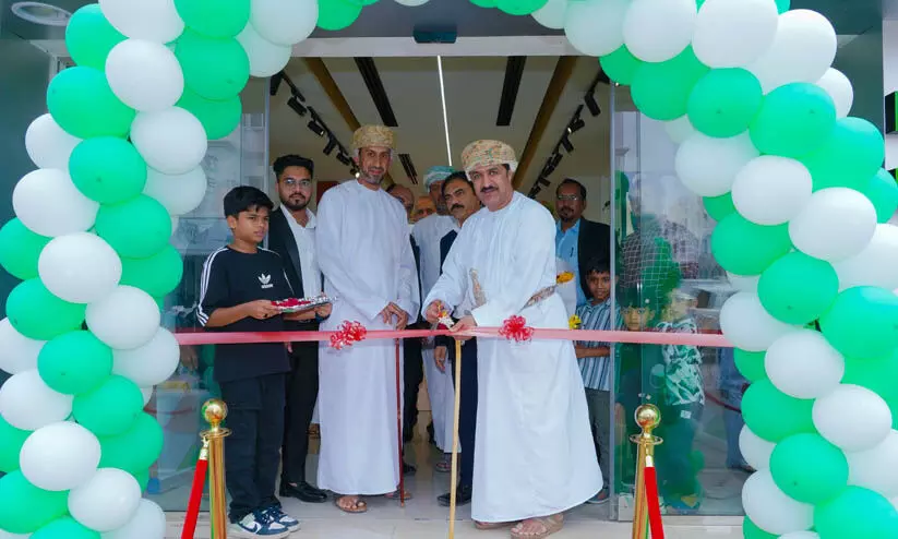 സേഫ് ലൈൻ ട്രേഡിങ് റൂവിയിൽ പ്രവർത്തനം ആരംഭിച്ചു സേഫ് ലൈൻ ട്രേഡിങ് റൂവിയിൽ പ്രവർത്തനം ആരംഭിച്ചു