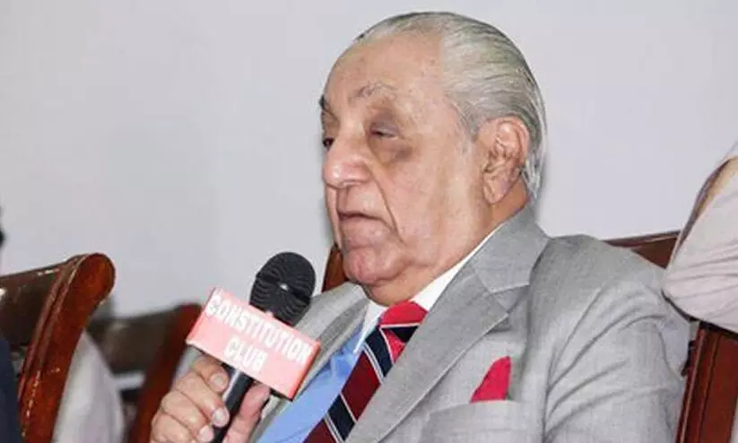 പ്രമുഖ നിയമജ്ഞൻ എ.ജി. നൂറാനി അന്തരിച്ചു പ്രമുഖ നിയമജ്ഞൻ എ.ജി. നൂറാനി അന്തരിച്ചു