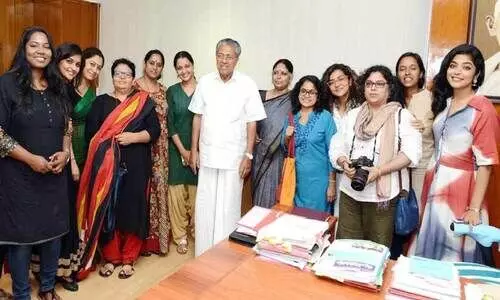 ഇത് സിനിമയിലെ സ്ത്രീകളുടെ    സ്വാതന്ത്ര്യസമരം