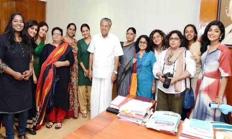 ഇത് സിനിമയിലെ സ്ത്രീകളുടെ    സ്വാതന്ത്ര്യസമരം