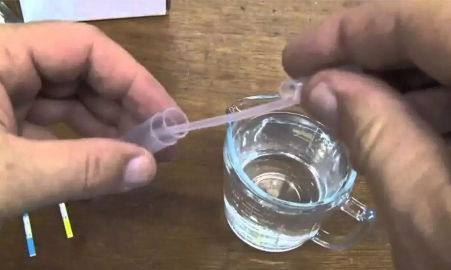 ജലത്തിന്റെ ഗുണനിലവാര പരിശോധന: കുടുംബശ്രീ സ്വയം സഹായക സംഘാംഗങ്ങൾക്ക് അമൃത് മിഷൻ പരിശീലനം നൽകി