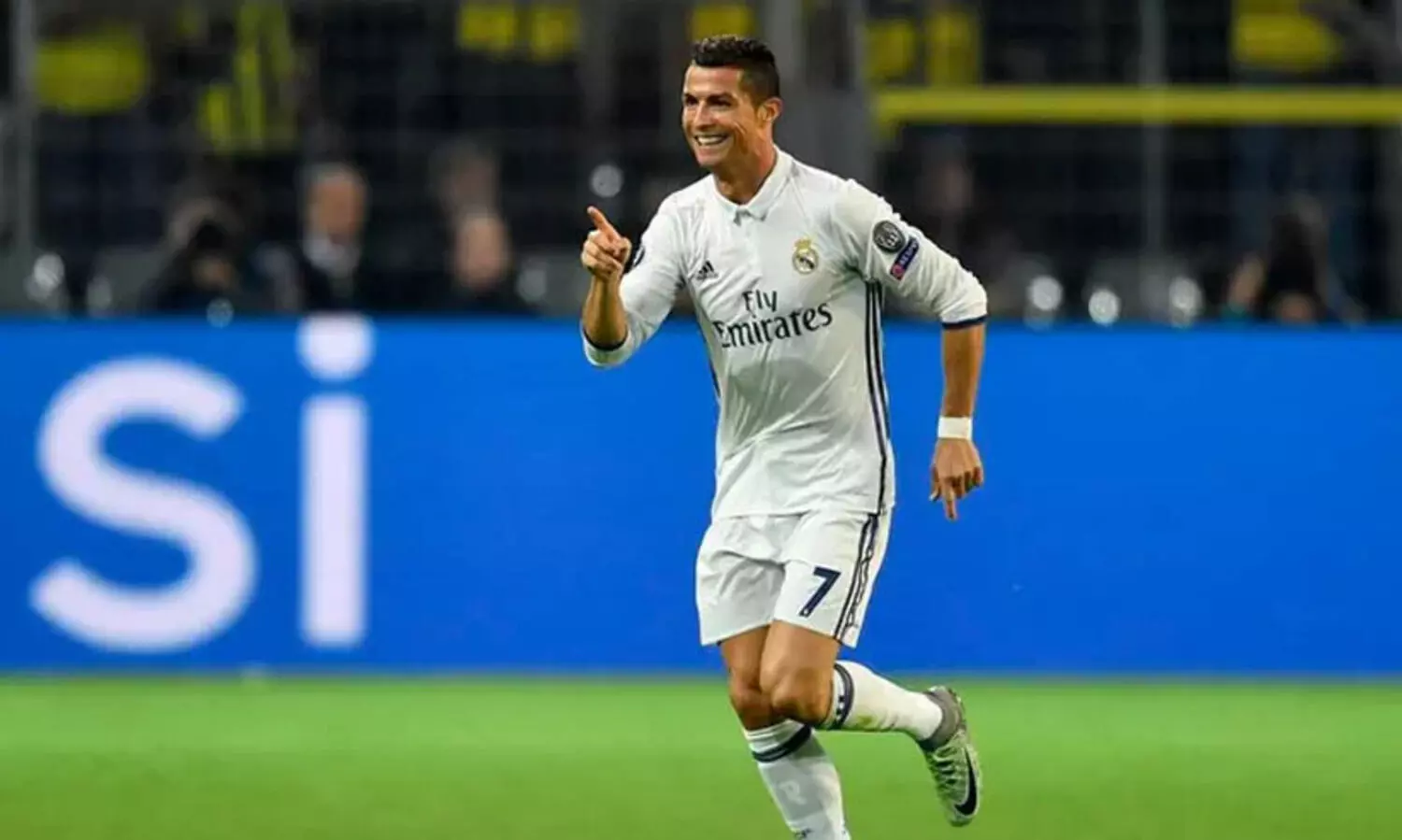 മുൻ റയൽ സൂപ്പർതാരവും സൗദി ലീഗിലേക്ക്; വരവ് ക്രിസ്റ്റ്യാനോയുടെ എതിരാളിയായി!