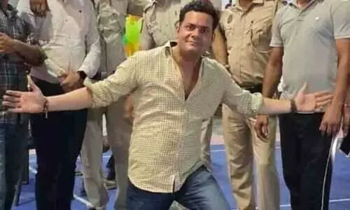 ഫെയർവെൽ പാർട്ടി ദുരന്തമായി; ഡാൻസ് ചെയ്യുന്നതിനിടെ  പൊലീസുകാരന് ദാരുണാന്ത്യം