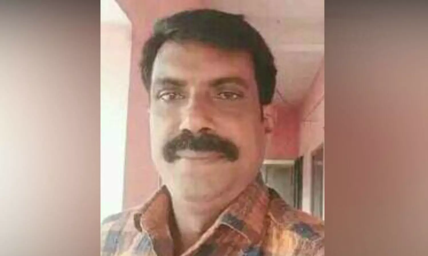 ചന്തിരൂരിൽ  വാഹനം ഇടിച്ച് യുവാവ് മരിച്ചു