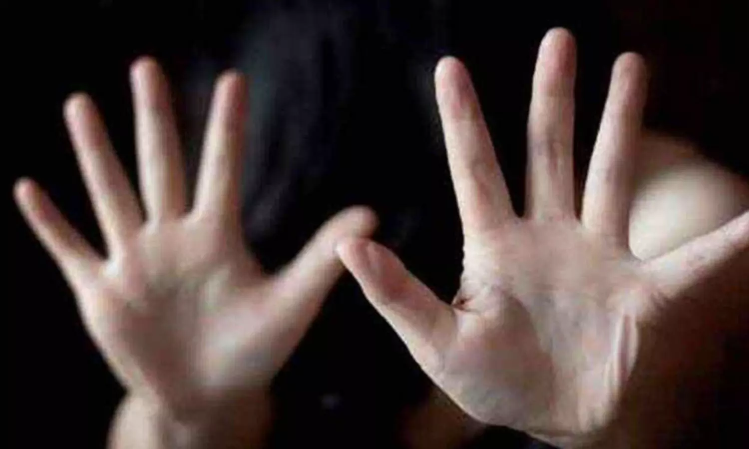 ഒൻപത് വയസുകാരിയെ നാല് വർഷം പീഡിപ്പിച്ച കേസിൽ ഗുണ്ടയായ പ്രതിക്ക് 86 വർഷം കഠിന തടവും 75,000 രൂപ പിഴയും