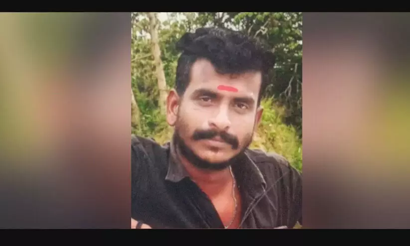 ബസിൽ കയറി കണ്ടക്ടറെ കുത്തിക്കൊന്നു; പ്രതി പിടിയിൽ