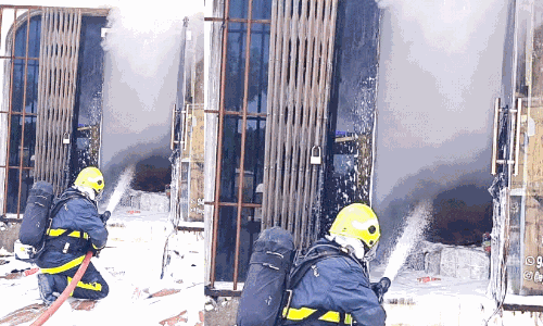 സമാഈലിൽ തീപിടിത്തം സമാഈലിൽ തീപിടിത്തം