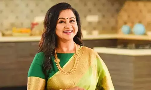 കാരവനുകളിൽ നടിമാരുടെ നഗ്നദൃശ്യങ്ങൾ പകർത്തുന്നു; വെളിപ്പെടുത്തലുമായി രാധിക ശരത്കുമാർ