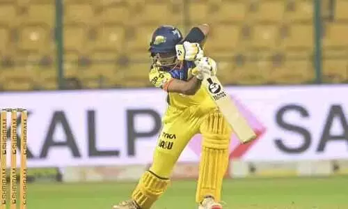 ജൂനിയർ ദ്രാവിഡ് ഇനി ഇന്ത്യക്ക് വേണ്ടി കളിക്കും; ആസ്ട്രേലിയക്കെതിരെ അണ്ടർ -19 ടീമിലിടം നേടി സമിത്