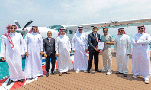 സീ​പ്ലെ​യി​ന്​ പ​റ​ന്നു​യ​രാ​നും ഇ​റ​ങ്ങാ​നും ചെ​ങ്ക​ട​ലി​ൽ ‘വാ​ട്ട​ർ സ്​​ട്രി​പ്പ്​’