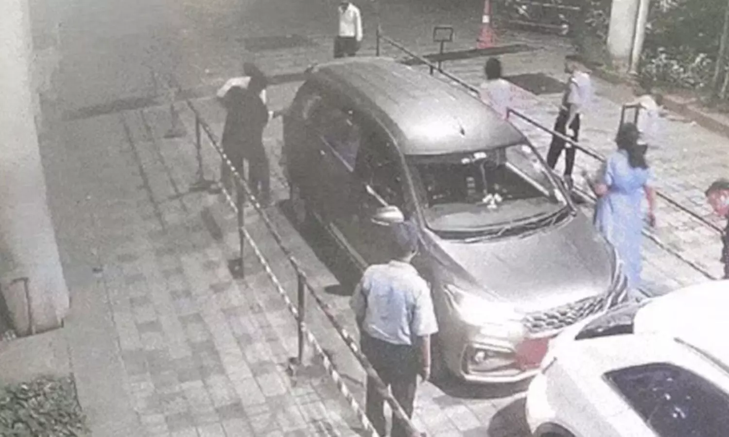 ആഡംബര കാറിൽ ടാക്സി ഇടിച്ചതിന് ഡ്രൈവറെ ക്രൂരമായി മർദിച്ചു; യുവാവ് അറസ്റ്റിൽ