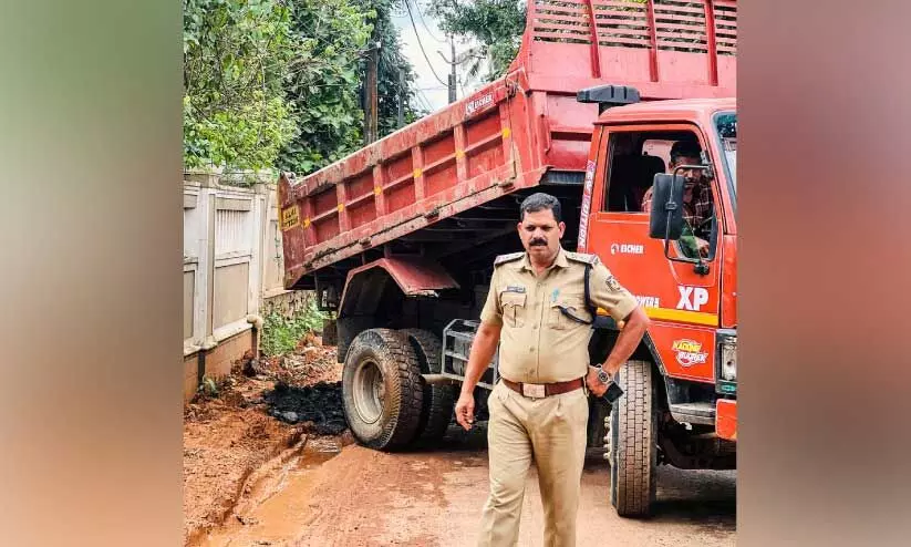Covering potholes on the road Covering potholes on the road