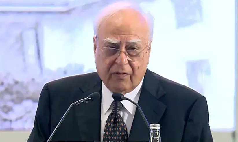 ഭയമോ പക്ഷപാതിത്വമോ ഇല്ലാതെ നീതി നടപ്പാക്കാൻ   ജില്ല-സെഷൻസ് കോടതികൾക്ക് അധികാരം നൽകണം   -കപിൽ സിബൽ