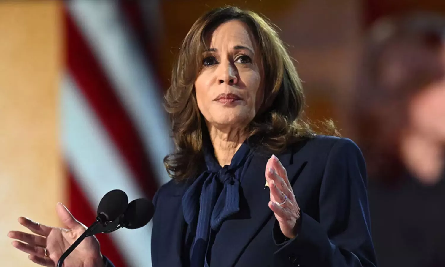 kamala harris 987987