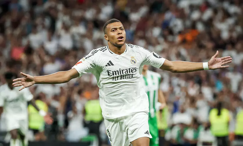 ഒന്നല്ല, രണ്ടെണ്ണം..!; ലാലിഗയിൽ ആദ്യ ഗോളടിച്ച് എംബാപ്പെ; റയലിന് ജയം -വിഡിയോ