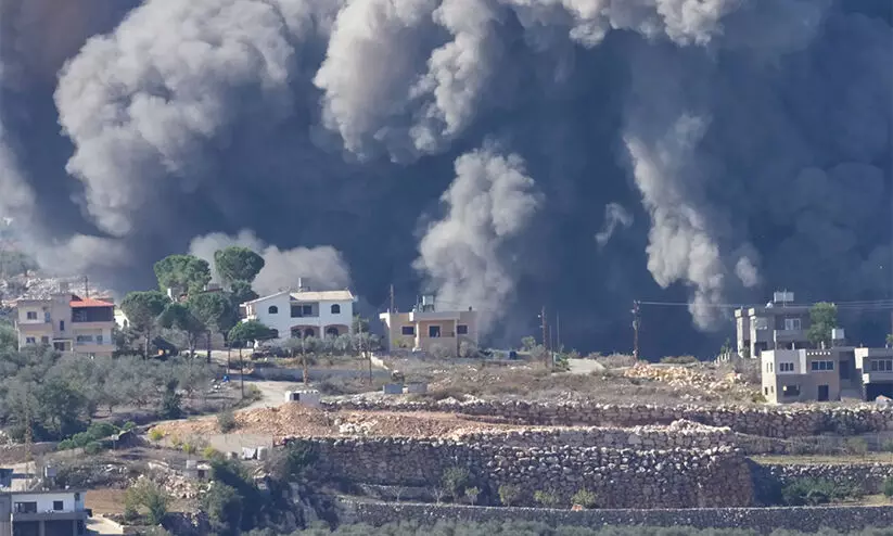 Israel bombs several towns in south Lebanon Israel bombs several towns in south Lebanon