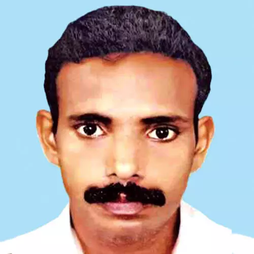 യു​വാ​വ് തോ​ട്ടി​ൽ മ​രി​ച്ച​നി​ല​യി​ൽ