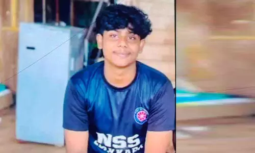 പച്ചക്കറിക്കടയിൽ നിന്ന് പാമ്പ് കടിയേറ്റ് പ്ലസ് ടു വിദ‍്യാർഥി മരിച്ചു