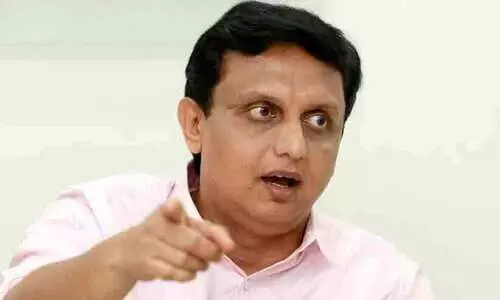 ‘പൊലീസിലെ പുഴുക്കുത്തുകളെ വെച്ചുപൊറുപ്പിക്കില്ല, ഉപ്പ് ആര് തിന്നാലും വെള്ളം കുടിച്ചിരിക്കും’; മുന്നറിയിപ്പുമായി മന്ത്രി റിയാസ്