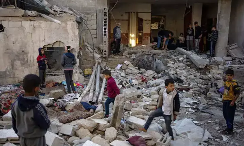 പുതിയ അധ്യയന വർഷത്തിലും പഠനം നിഷേധിക്കപ്പെട്ട് ഗസ്സയിലെ 6.25 ലക്ഷം വിദ്യാർഥികൾ പുതിയ അധ്യയന വർഷത്തിലും പഠനം നിഷേധിക്കപ്പെട്ട് ഗസ്സയിലെ 6.25 ലക്ഷം വിദ്യാർഥികൾ