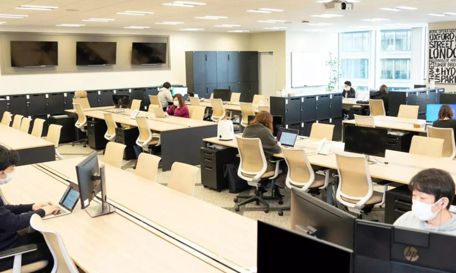 ജോലി രാജിവെക്കാനും പണം നൽകണം; പരിഹാരവുമായി ജപ്പാനിലെ കമ്പനികൾ