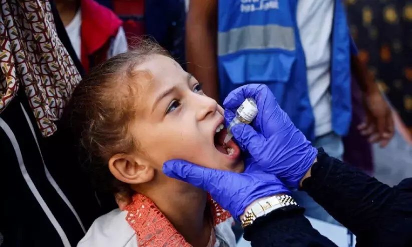 ഗസ്സ: പോളിയോ വാക്സിൻ ആദ്യഘട്ട കാമ്പയിൻ സമാപിച്ചു; നൽകിയത് 187000 കുട്ടികൾക്ക് ഗസ്സ: പോളിയോ വാക്സിൻ ആദ്യഘട്ട കാമ്പയിൻ സമാപിച്ചു; നൽകിയത് 187000 കുട്ടികൾക്ക്