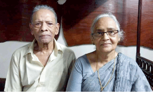 ത​ല​മു​റ​ക​ൾ​ക്ക് മാ​ർ​ഗ​ദ​ർ​ശനമാ​യി പ​ഴ​ഞ്ഞി​യി​ലെ അ​ധ്യാ​പ​ക ദ​മ്പ​തി​ക​ൾ