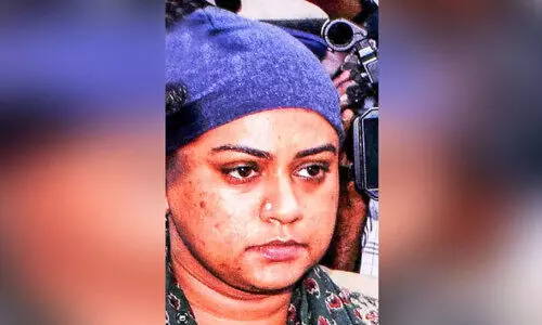 അയർലൻഡിൽ ജോലി വാഗ്ദാനം; 2.5 കോടി തട്ടിയ യുവതി പിടിയിൽ അയർലൻഡിൽ ജോലി വാഗ്ദാനം; 2.5 കോടി തട്ടിയ യുവതി പിടിയിൽ