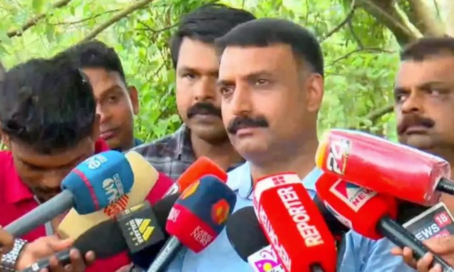 ‘യുവതി സ്ഥിരം പരാതിക്കാരി, ബലാത്സംഗ ആരോപണം കള്ളം, പണം തട്ടാനുള്ള ശ്രമം പൊളിഞ്ഞതിലുള്ള വൈരാഗ്യം’ -സി.ഐ വിനോദ്