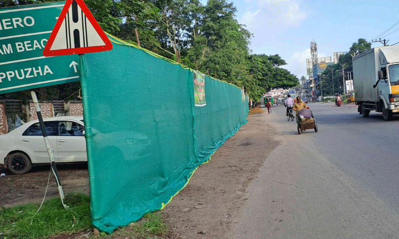 മാലിന്യനിക്ഷേപം തടയാൻ നടപടിയുമായി കോർപറേഷൻ മാലിന്യനിക്ഷേപം തടയാൻ നടപടിയുമായി കോർപറേഷൻ