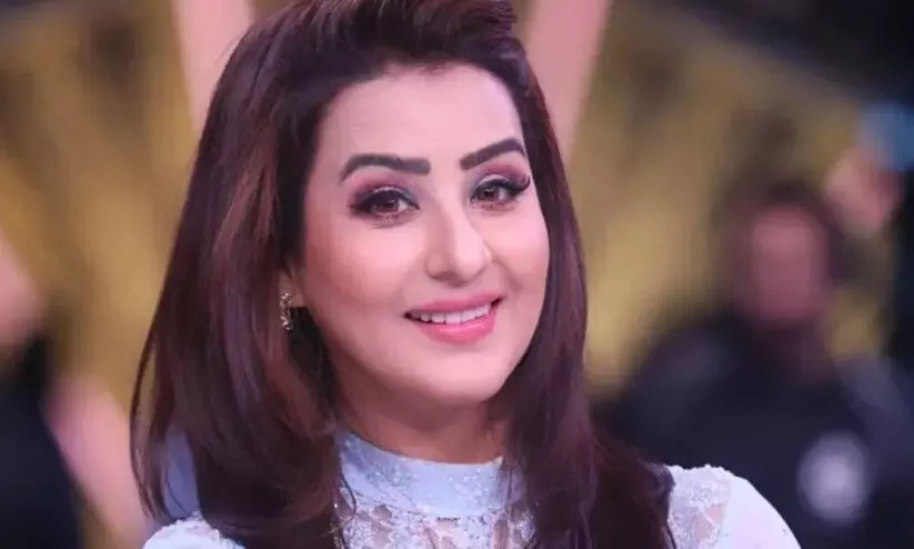 ബോളിവുഡ് സംവിധായകനിൽ നിന്ന് ലൈംഗികാതിക്രമമുണ്ടായെന്ന് നടി ശിൽപ ഷിൻഡെ