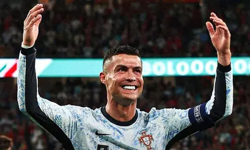 ചരിത്രപ്പിറവി; 900 ഗോളുകൾ നേടുന്ന ആദ്യ താരമായി ക്രിസ്റ്റ്യാനോ റൊണാൾഡോ