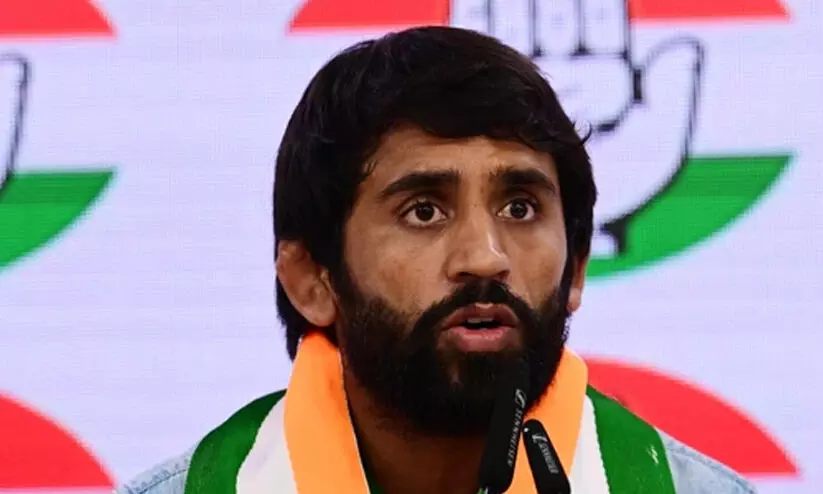 അത് 140 കോടി ഇന്ത്യക്കാരുടെയും മെഡൽ; ബ്രിജ് ഭൂഷണ് മറുപടിയുമായി ബജ്രംഗ് പുനിയ അത് 140 കോടി ഇന്ത്യക്കാരുടെയും മെഡൽ; ബ്രിജ് ഭൂഷണ് മറുപടിയുമായി ബജ്രംഗ് പുനിയ