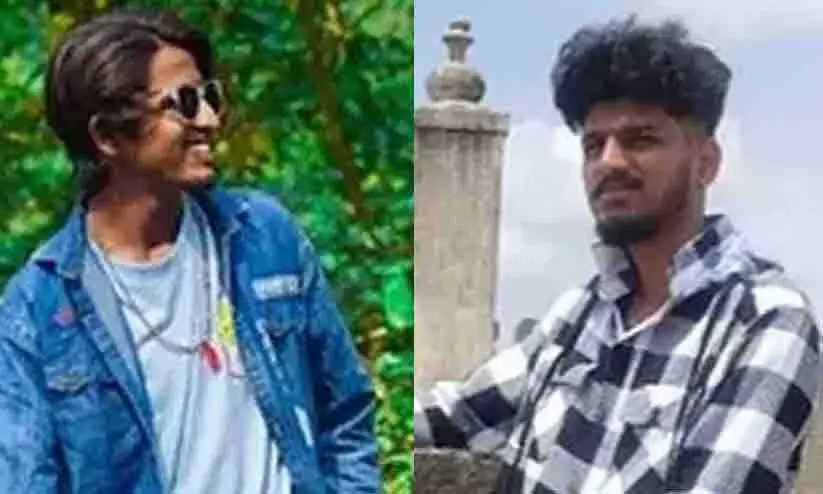 ഗണേശ വിഗ്രഹവുമായി സഞ്ചരിച്ച വാഹനം അപകടത്തിൽ പെട്ട് രണ്ട് യുവാക്കൾ മരിച്ചു ഗണേശ വിഗ്രഹവുമായി സഞ്ചരിച്ച വാഹനം അപകടത്തിൽ പെട്ട് രണ്ട് യുവാക്കൾ മരിച്ചു