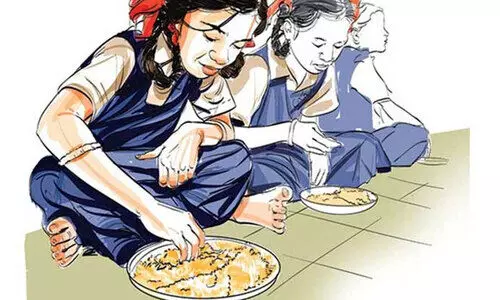 സർക്കാർ ഫണ്ടിൽ അനിശ്ചിതത്വം; സ്കൂളുകളിൽ ഉച്ചഭക്ഷണം വീണ്ടും പ്രതിസന്ധിയിൽ