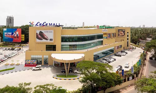 ലുലു ഇനി മലബാറിലും; കോഴിക്കോട് ലുലു മാൾ തിങ്കളാഴ്ച തുറക്കും