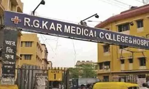 ആർ.ജി കർ മെഡിക്കൽ കോളജ് ആശുപത്രി വീണ്ടും വിവാദത്തിൽ; യുവാവ് ചികിത്സ കിട്ടാതെ മരിച്ചെന്ന്