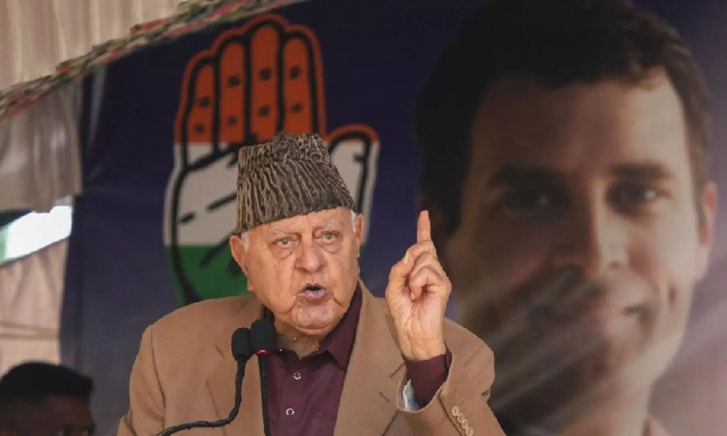 ജമ്മുവിൽ തമ്പടിച്ച് ഭയപ്പെടുത്തി വോട്ടു പിടിക്കുന്നു; മോദിയുടെയും ഷായുടെയും പ്രചാരണത്തിനെതിരെ ഫാറൂഖ് അബ്ദുല്ല