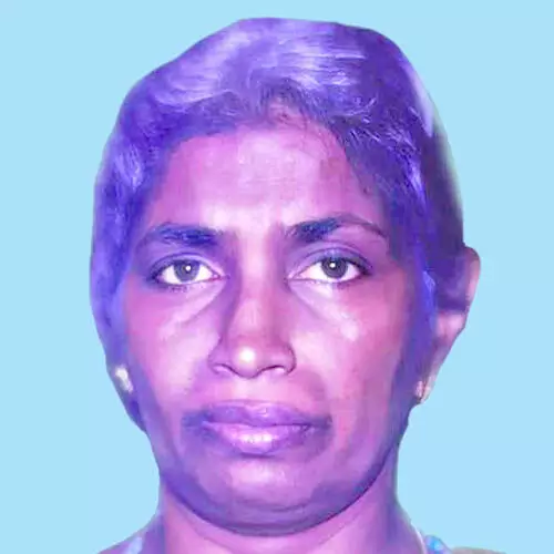 ആ​ലീ​സ്