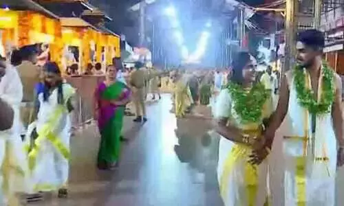 ഗുരുവായൂരിൽ കല്യാണമേളം; ഒറ്റ ദിവസം നടക്കുന്നത് 356 വിവാഹങ്ങൾ