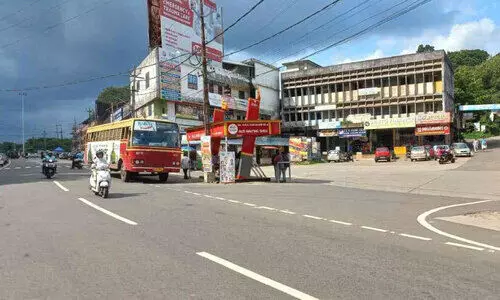 KSRTC bus stopped on road KSRTC bus stopped on road