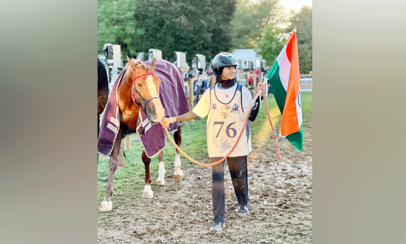 കു​തി​കു​തി​ച്ചു പെ​ട്ര; ച​രി​ത്ര​മേ​റി നി​ദ അ​ൻ​ജൂം