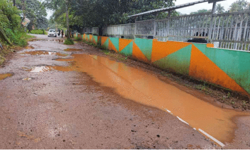 ചെറുപുഴയിൽ റോഡ് തകര്‍ന്ന് യാത്ര ദുരിതം