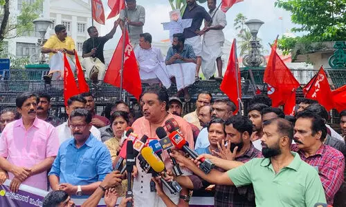 സി.പി.എമ്മിൽ പുതിയതായി രൂപം കൊണ്ട അധോലോക ചേരിയാണ് അൻവറിനെ നിയന്ത്രിക്കുന്നത്- ഷിബു ബേബി ജോൺ സി.പി.എമ്മിൽ പുതിയതായി രൂപം കൊണ്ട അധോലോക ചേരിയാണ് അൻവറിനെ നിയന്ത്രിക്കുന്നത്- ഷിബു ബേബി ജോൺ