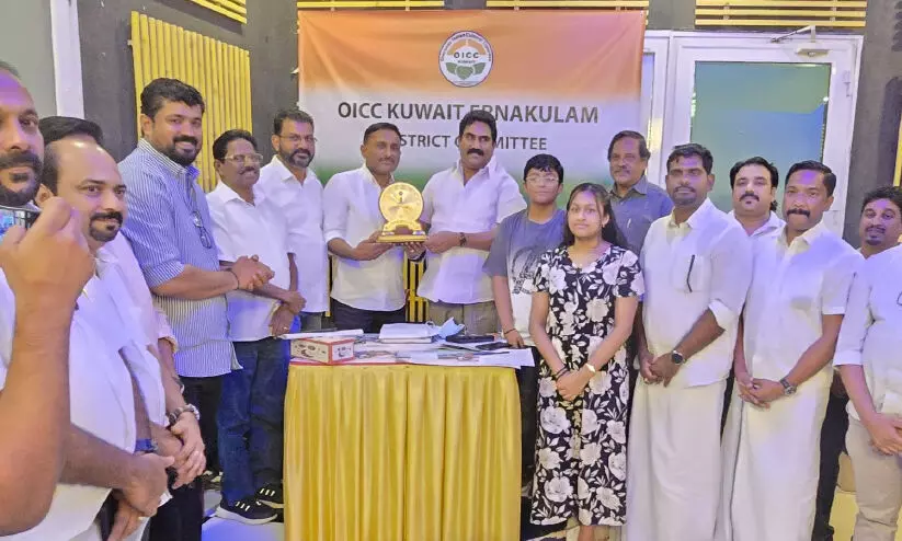 ജോമോൻ തോമസ് കോയിക്കര ജോമോൻ തോമസ് കോയിക്കര