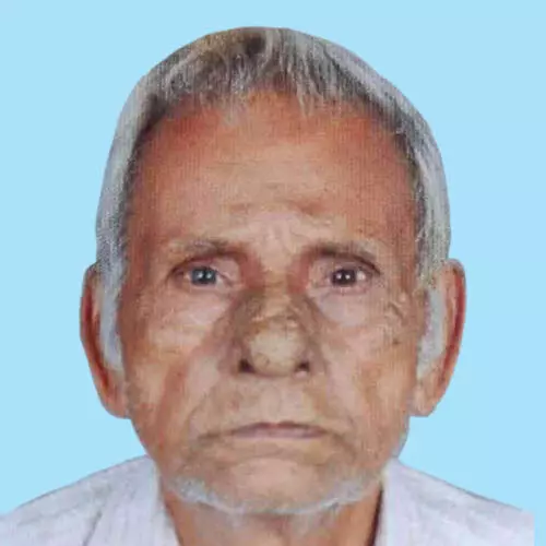 രാ​മ​ന്‍ എ​ഴു​ത്ത​ച്ഛ​ന്‍