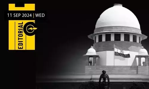 സു​പ്രീം​കോ​ട​തി​ക്കും നാ​വി​റ​ങ്ങി​പ്പോ​യോ?