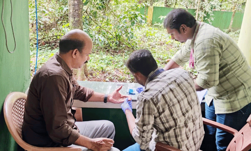കുരങ്ങുകൾ ചത്ത സംഭവം; മലേറിയ കൊതുകുകളുടെ സാന്നിധ്യം കണ്ടെത്തി കുരങ്ങുകൾ ചത്ത സംഭവം; മലേറിയ കൊതുകുകളുടെ സാന്നിധ്യം കണ്ടെത്തി