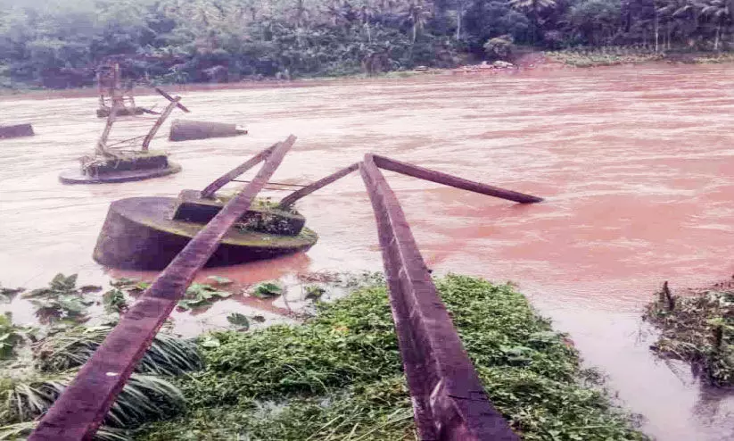 bridge collapsed in flood