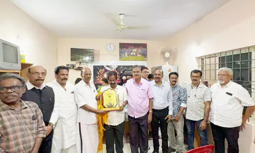Handed over Literature Award to vishnumangalam kumar